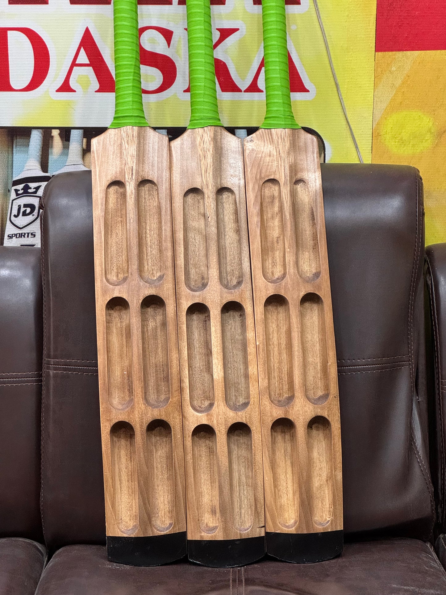 HARD TENNIS MRI CRICKET BAT BY CHEEMA SPORTS