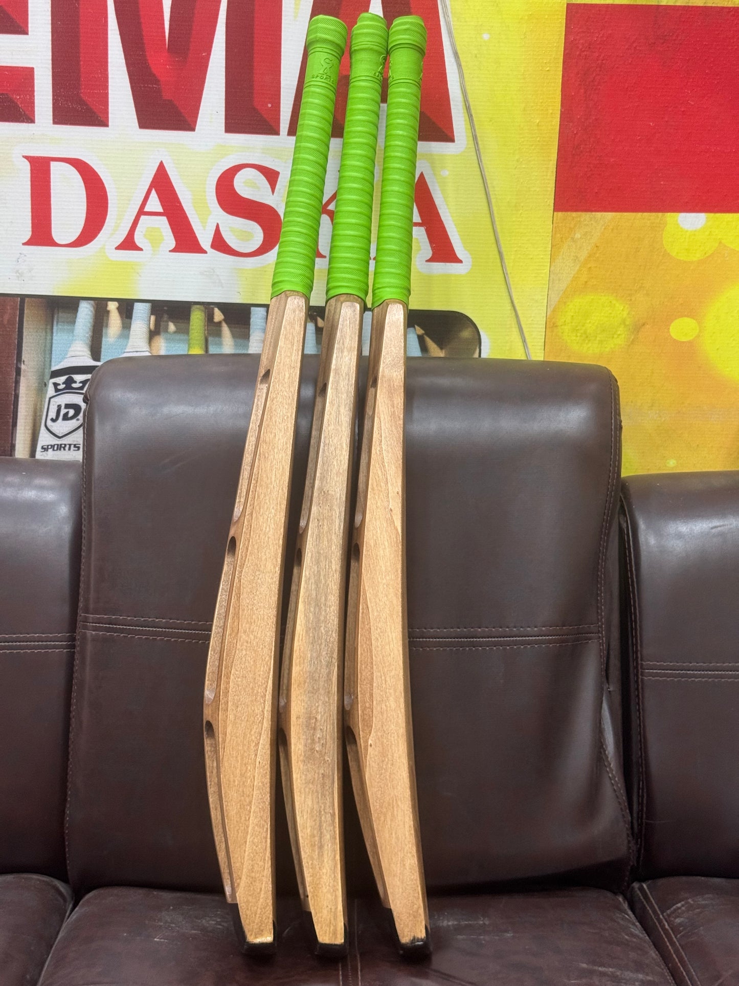 HARD TENNIS MRI CRICKET BAT BY CHEEMA SPORTS